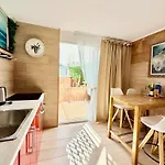 Apartamento With Terrace And Pool, Cristianos Los Cristianos (Tenerife)