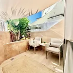 With Terrace And Pool, Cristianos Apartamento *