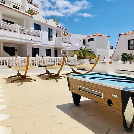 Apartamento With Terrace And Pool, Cristianos