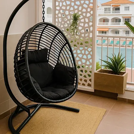 With Terrace And Pool, Cristianos Апартаменты Лос Кристианос